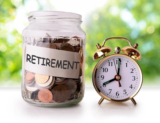 超过50岁女，只交过3年社保，能补缴社保吗？怎样能获得退休待遇