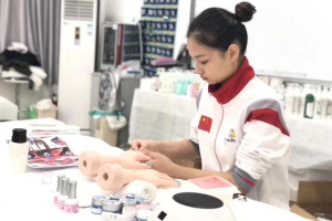 95后美容师获“全国技术能手” 作为引进人才落户上海